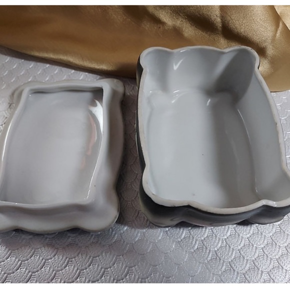 1930’s Moriage Dragonware Porcelain dresser lidded jewelry box w/2 small… - Picture 4 of 7